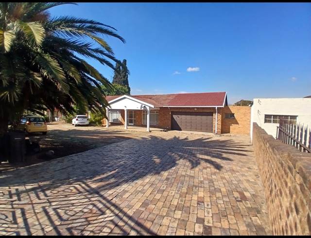 2 BEDROOM HOUSE FOR SALE IN ELSBURG